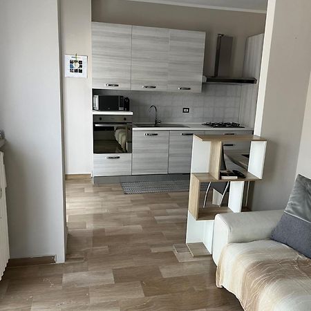 Apartamento Cini Infinity House Cinisello Balsamo Exterior foto
