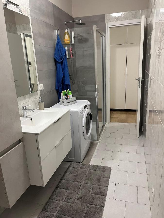 Apartamento Cini Infinity House Cinisello Balsamo Exterior foto