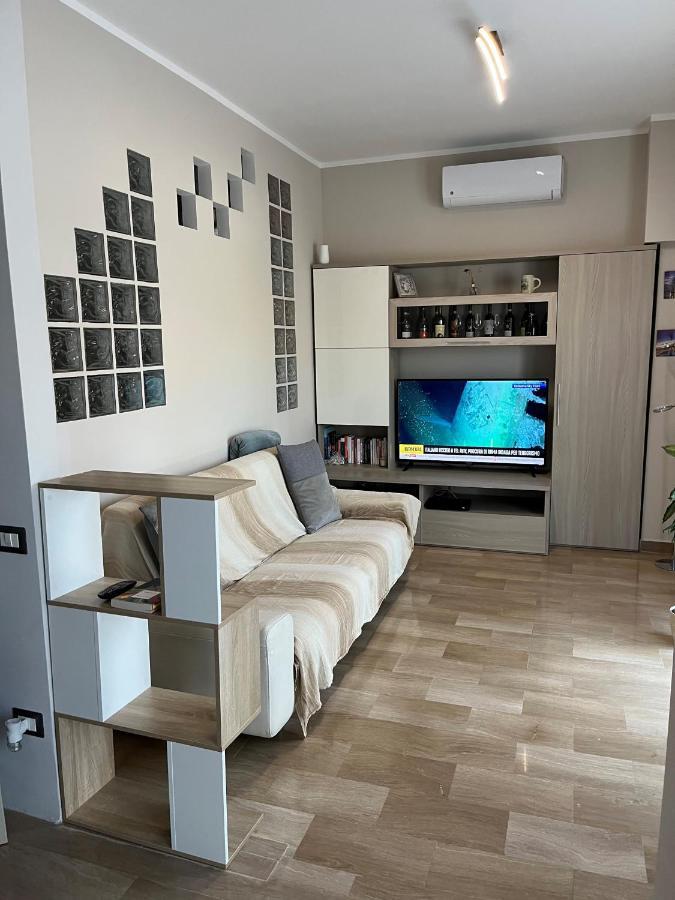 Apartamento Cini Infinity House Cinisello Balsamo Exterior foto